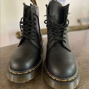 NWOT Dr. Marten’s Slip Resistant Safety Boots.
